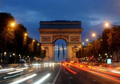 Jelentős visszaesés a párizsi szállodaiparban