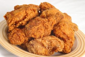 A plate of southen-style spicy fried chicken